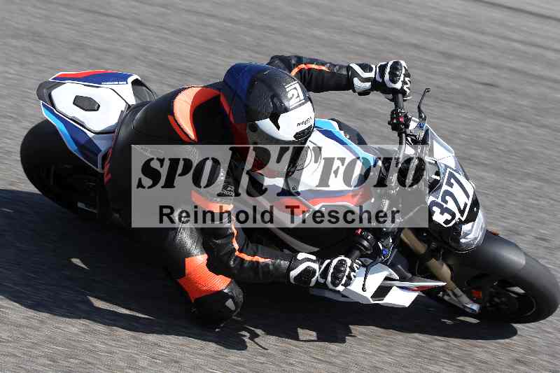 /44 09.08.2025 Plüss Moto Sport ADR/Freies Fahren/327
